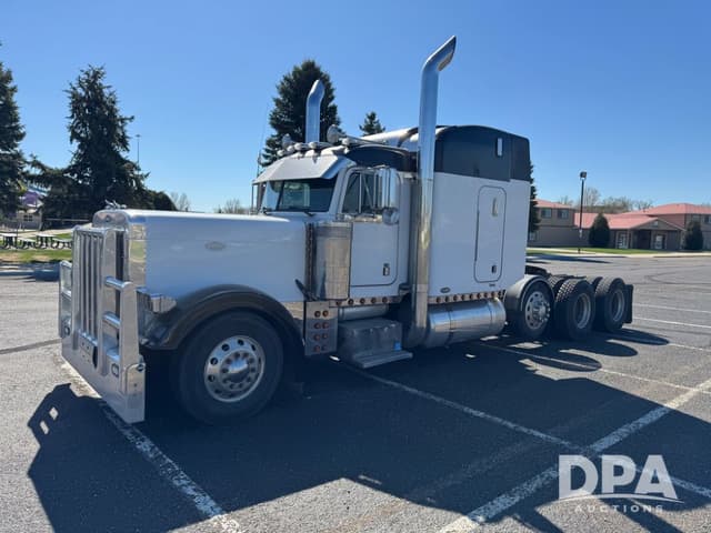 Image of Peterbilt 379 equipment image 2
