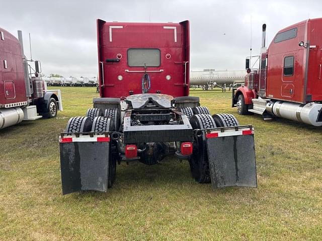 Image of Peterbilt 379 equipment image 4