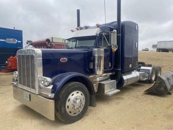 Main image Peterbilt 379