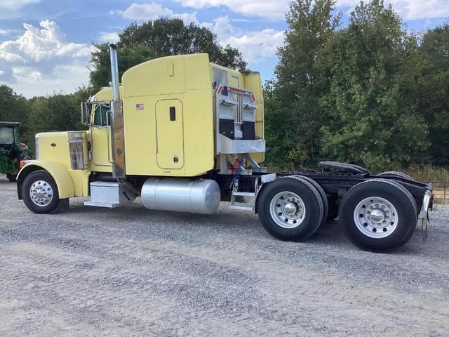 Image of Peterbilt 379 equipment image 3