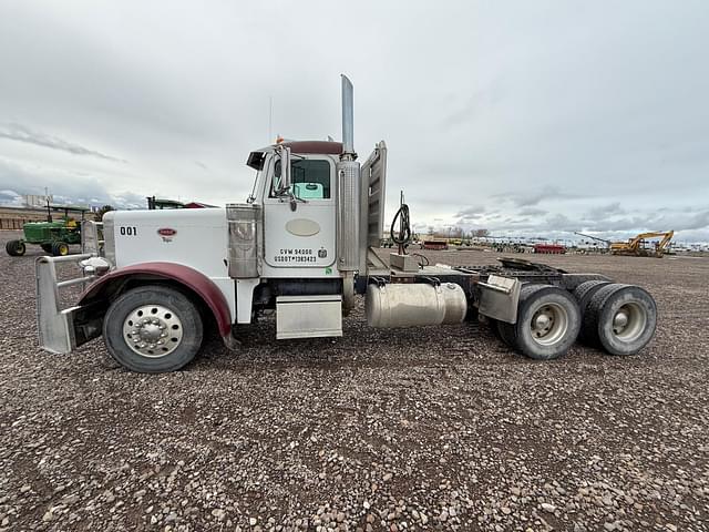 Image of Peterbilt 379 equipment image 2