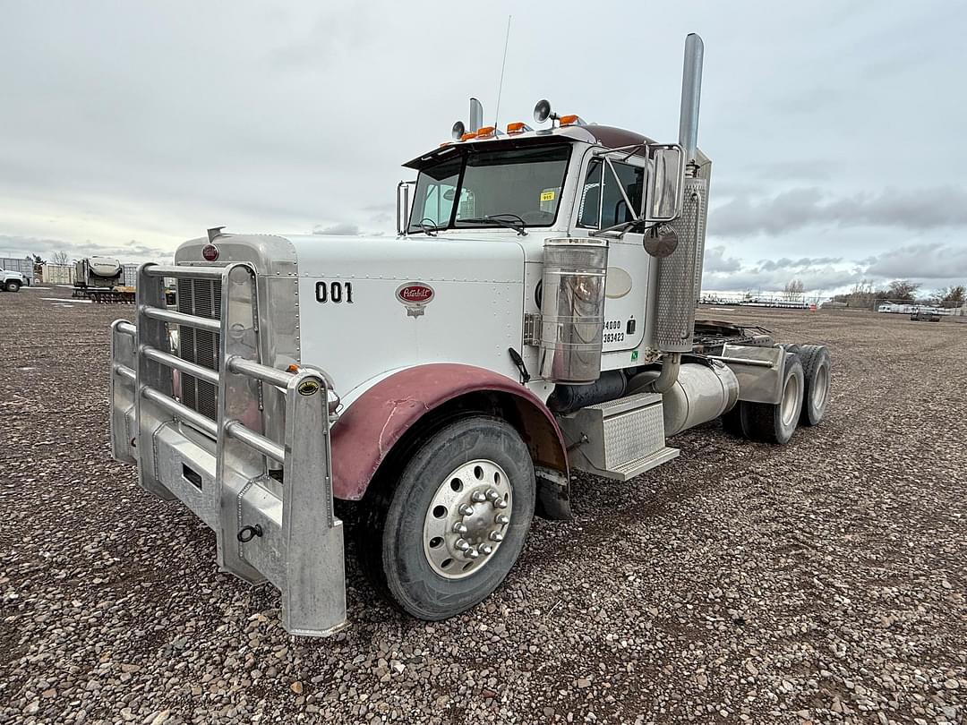 Image of Peterbilt 379 Primary image