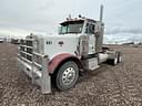 2000 Peterbilt 379 Image