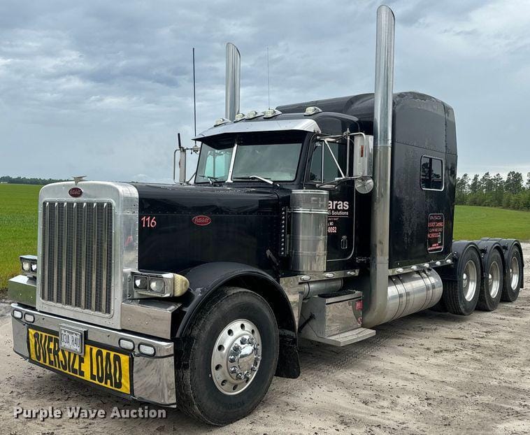 Main image Peterbilt 379