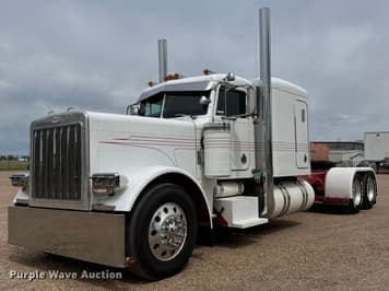 Main image Peterbilt 379