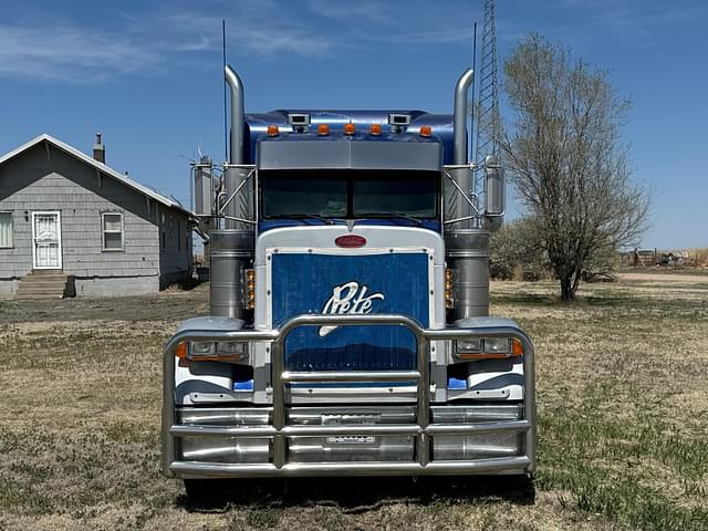 Image of Peterbilt 379 equipment image 2