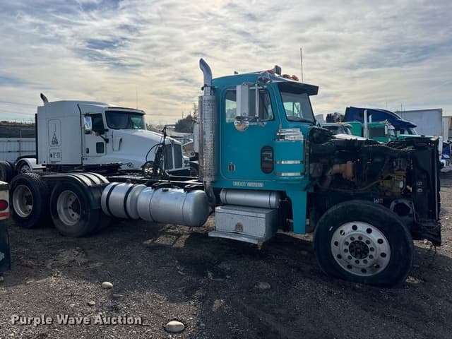 Image of Peterbilt 379 equipment image 3