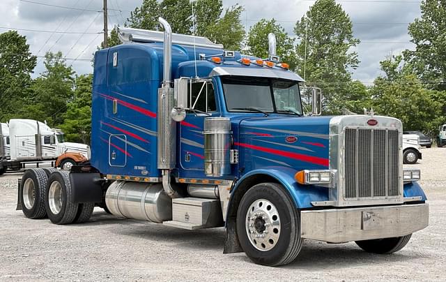 Image of Peterbilt 379 equipment image 2