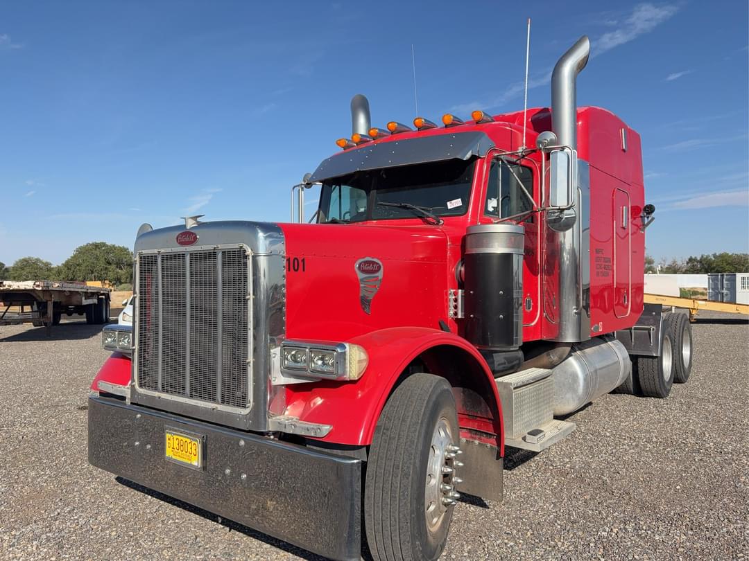 Image of Peterbilt 379 Primary image