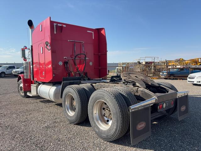 Image of Peterbilt 379 equipment image 1