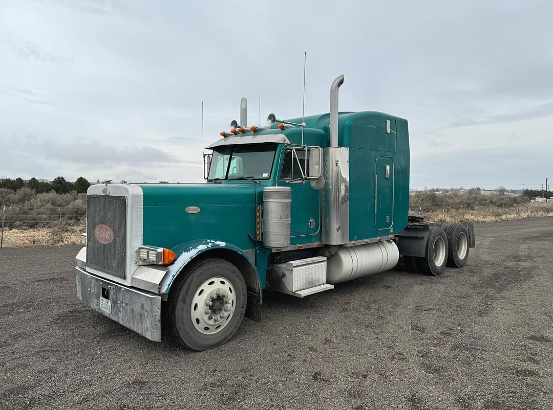 Image of Peterbilt 379 Primary image