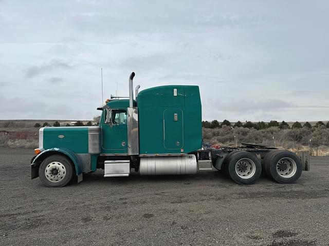 Image of Peterbilt 379 equipment image 1