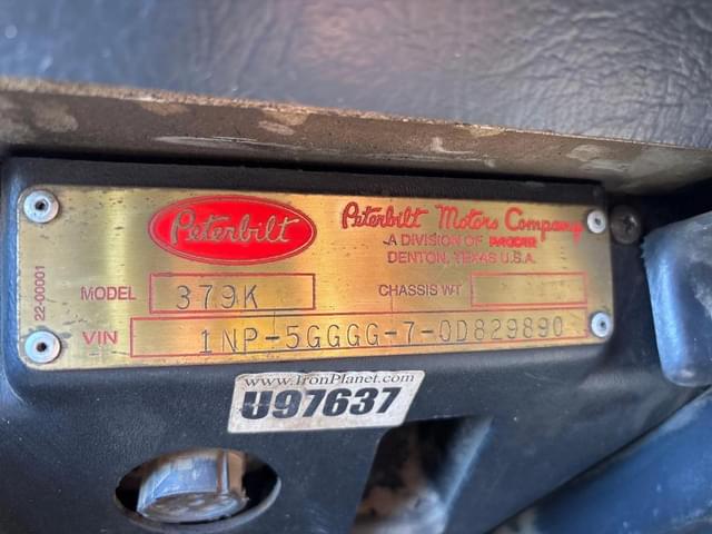 Image of Peterbilt 379 equipment image 2