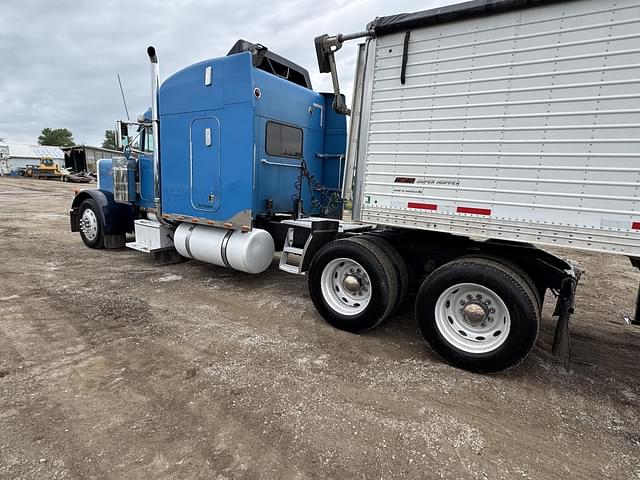 Image of Peterbilt 379 equipment image 3