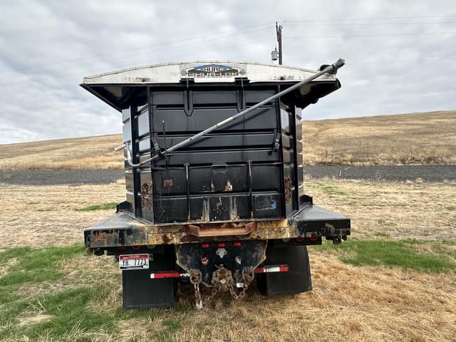 Image of Peterbilt 357 equipment image 3