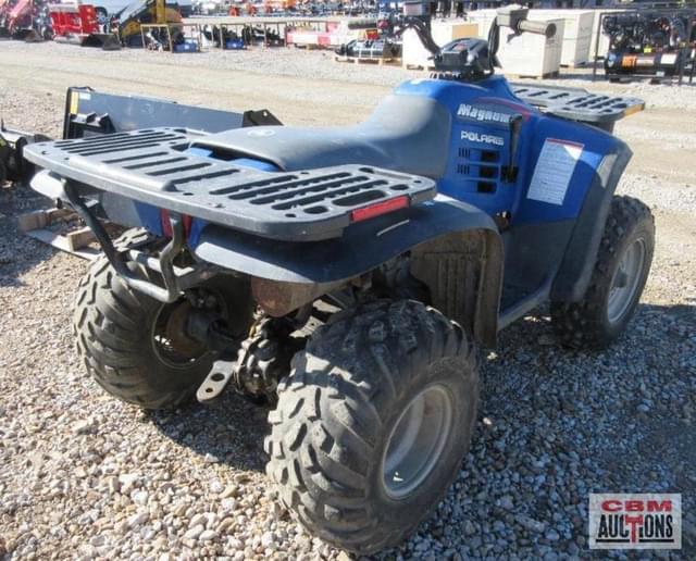 Image of Polaris Magnum 325 equipment image 3