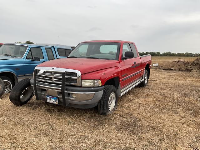 Image of Dodge Ram 1500 equipment image 1