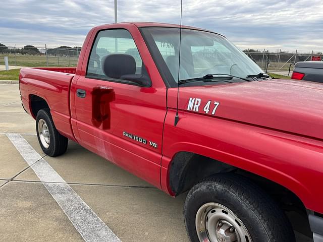 Image of Dodge Ram 1500 equipment image 1