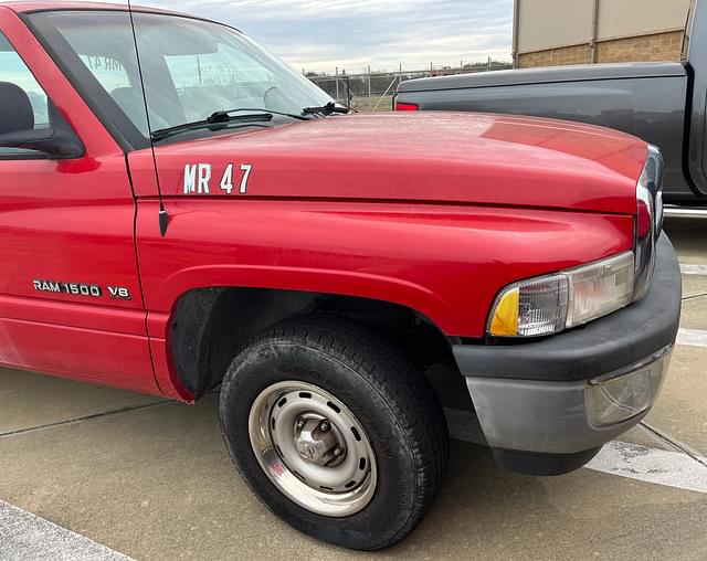 Image of Dodge Ram 1500 equipment image 2