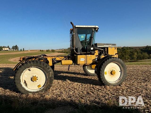 Image of Ag-Chem RoGator 854 equipment image 3