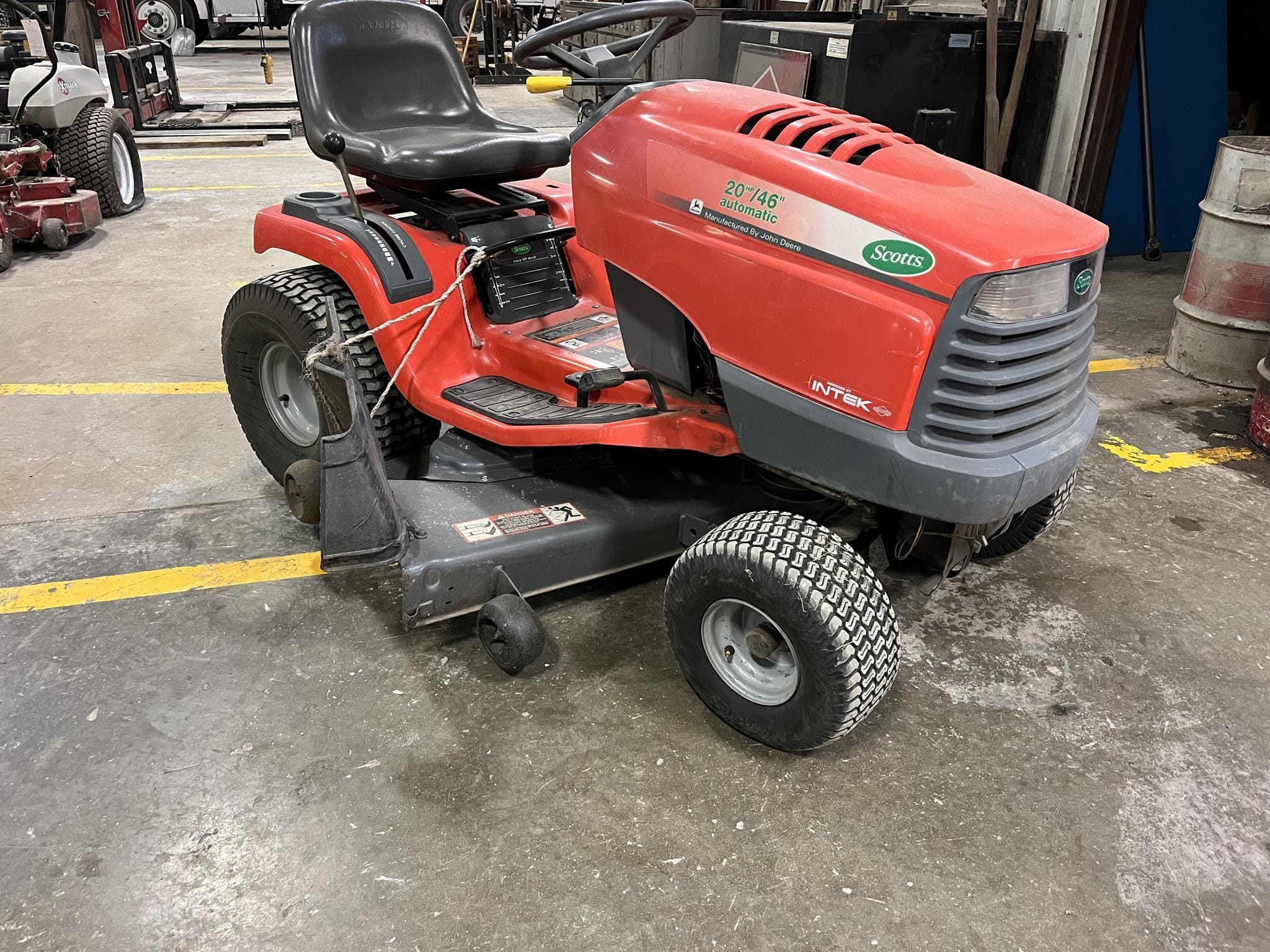 Main image Scotts 2046H