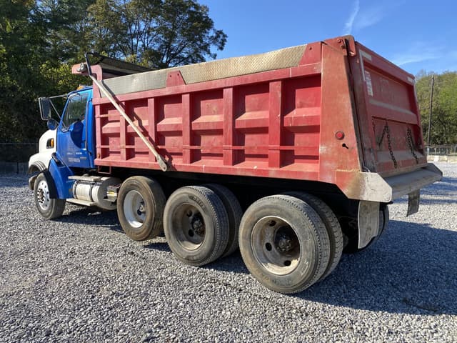 Image of Sterling L-Series Dump Truck equipment image 1