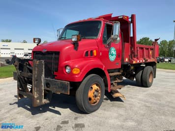 Main image Sterling L7500