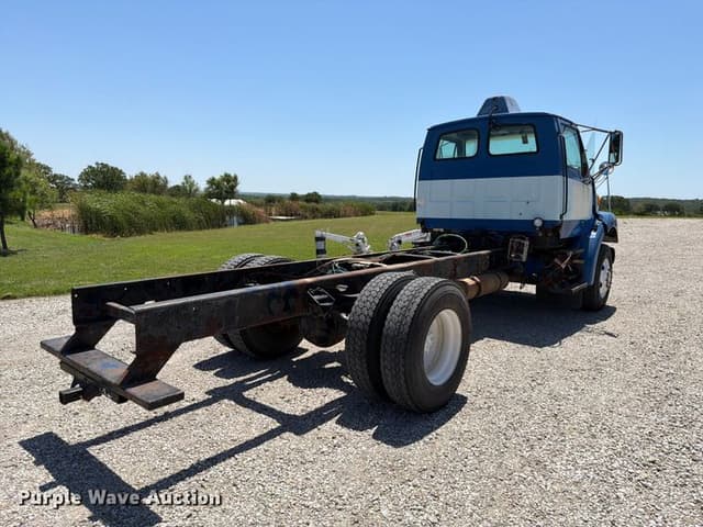 Image of Sterling L7500 equipment image 4