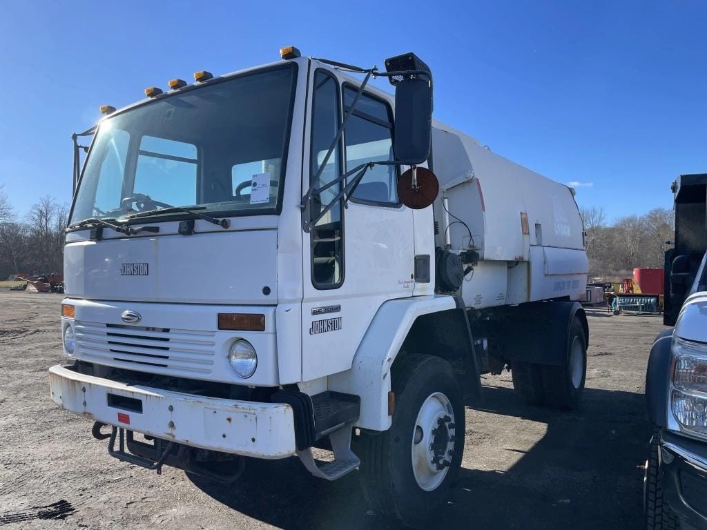 2000 Sterling SC7000 Equipment Image0