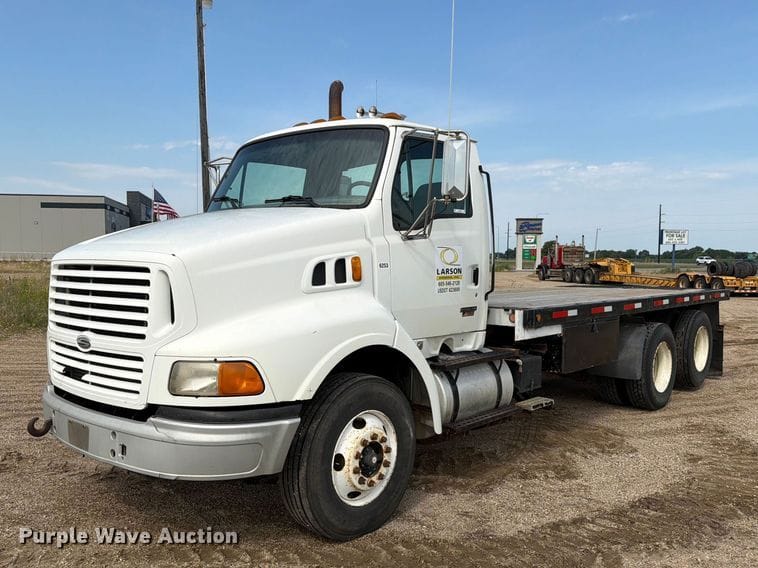 2000 Sterling A9513 Equipment Image0
