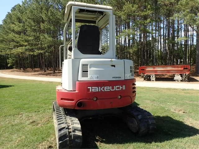 Image of Takeuchi TB138FR equipment image 3