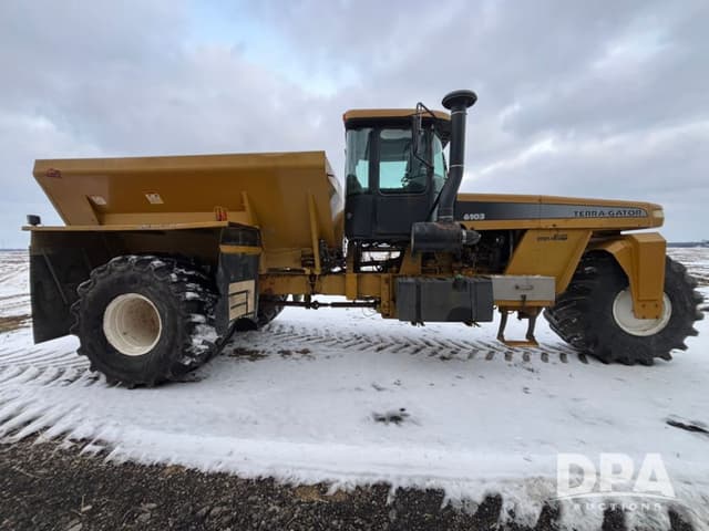 Image of Ag-Chem Terra-Gator 6103 equipment image 3