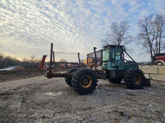 Image of Timberjack 610 equipment image 4