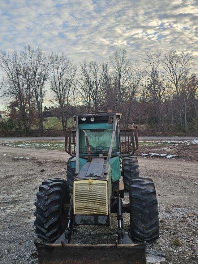 Image of Timberjack 610 equipment image 3