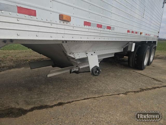 Image of Timpte Super Hopper equipment image 3