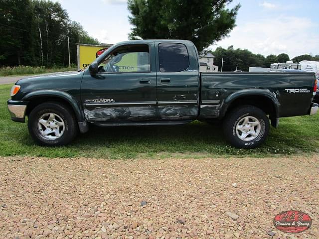 Image of Toyota Tundra equipment image 1