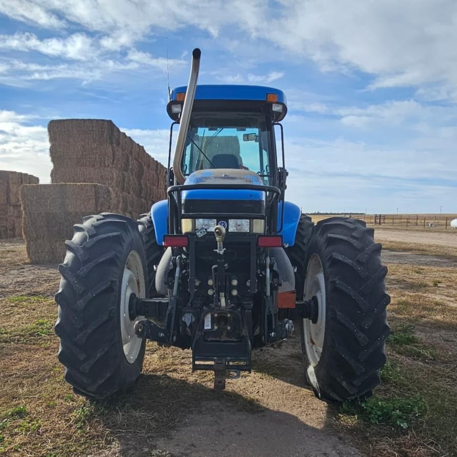 Image of New Holland TV140 Image 1