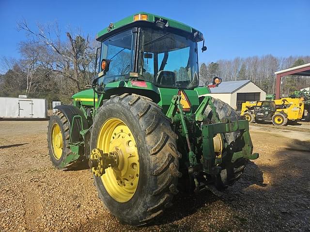 Image of John Deere 8300 equipment image 1