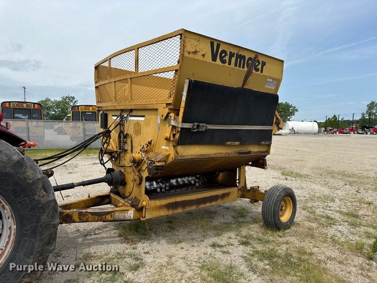 2000 Vermeer BP7000 Equipment Image0