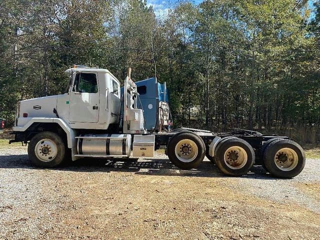 Image of Volvo ACL equipment image 1