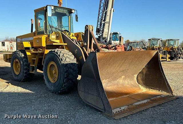 Image of Volvo L120C equipment image 2