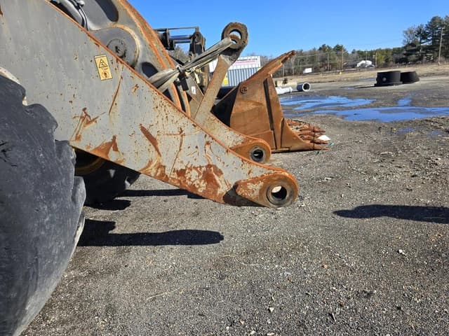 Image of Volvo L330D equipment image 4