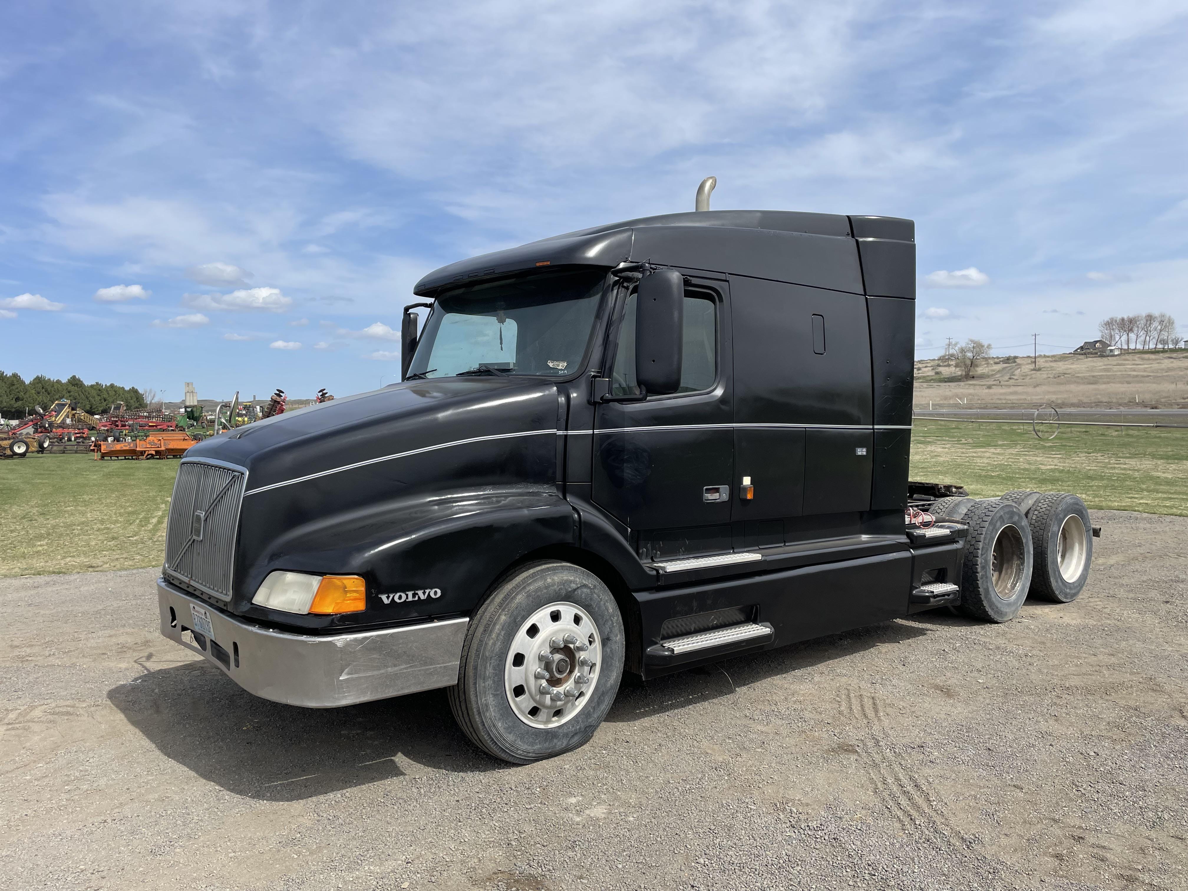 Main image Volvo VNL