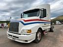 2000 Volvo VNL Image