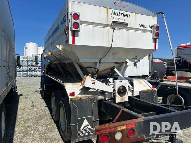 Image of Volvo VNL64T equipment image 2
