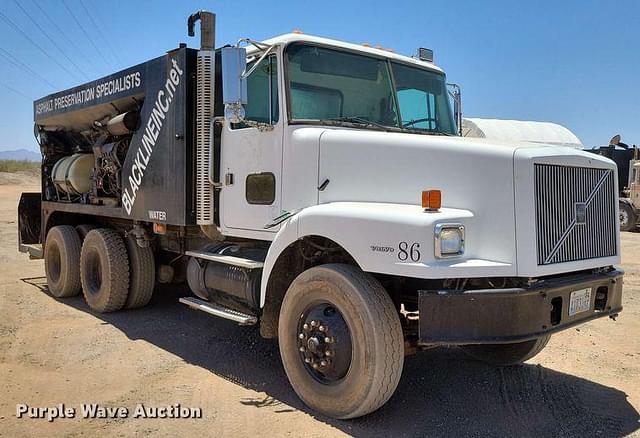 Image of Volvo WG equipment image 2