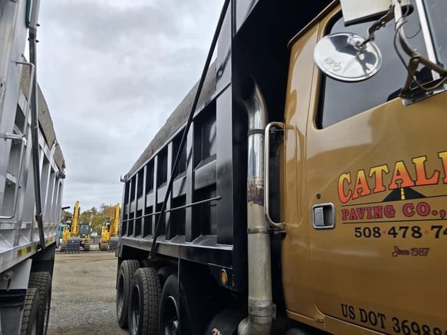 Image of Volvo WG equipment image 4