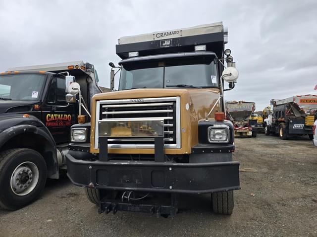 Image of Volvo WG equipment image 1