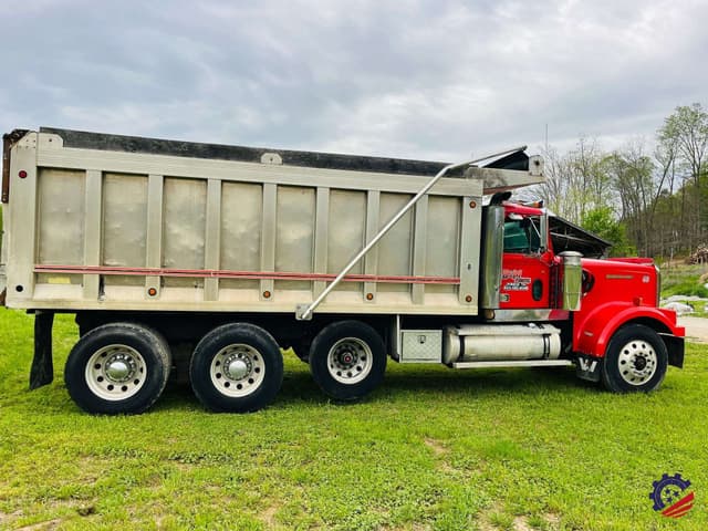 Image of Western Star 4900 equipment image 3