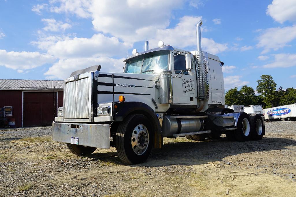 Image of Western Star 4900E Primary image